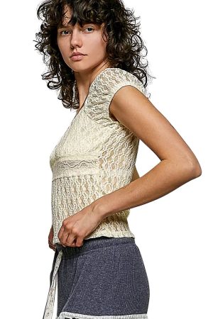 Vensora Neck Lace Short Sleeve Slim-fit Top – side